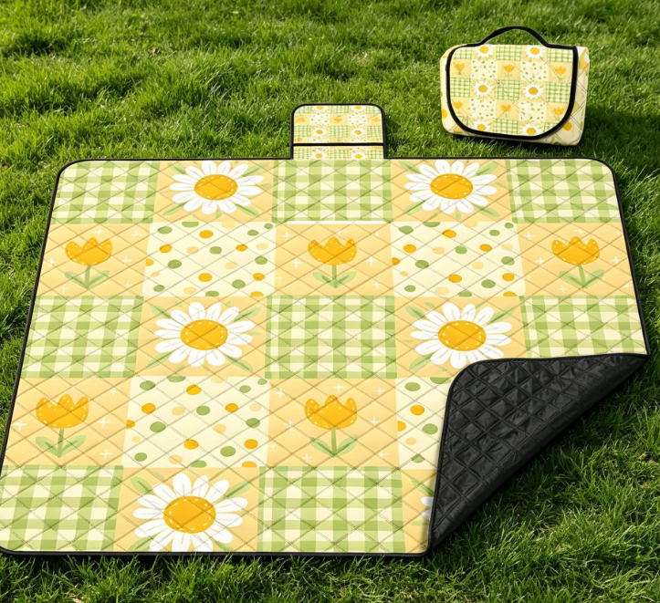 Machine-Washable Sunflower-Patterned Picnic Blanket