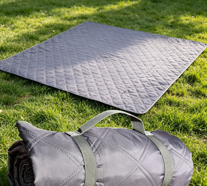 Multifunctional Portable Picnic Mat for Home Use - Image 2